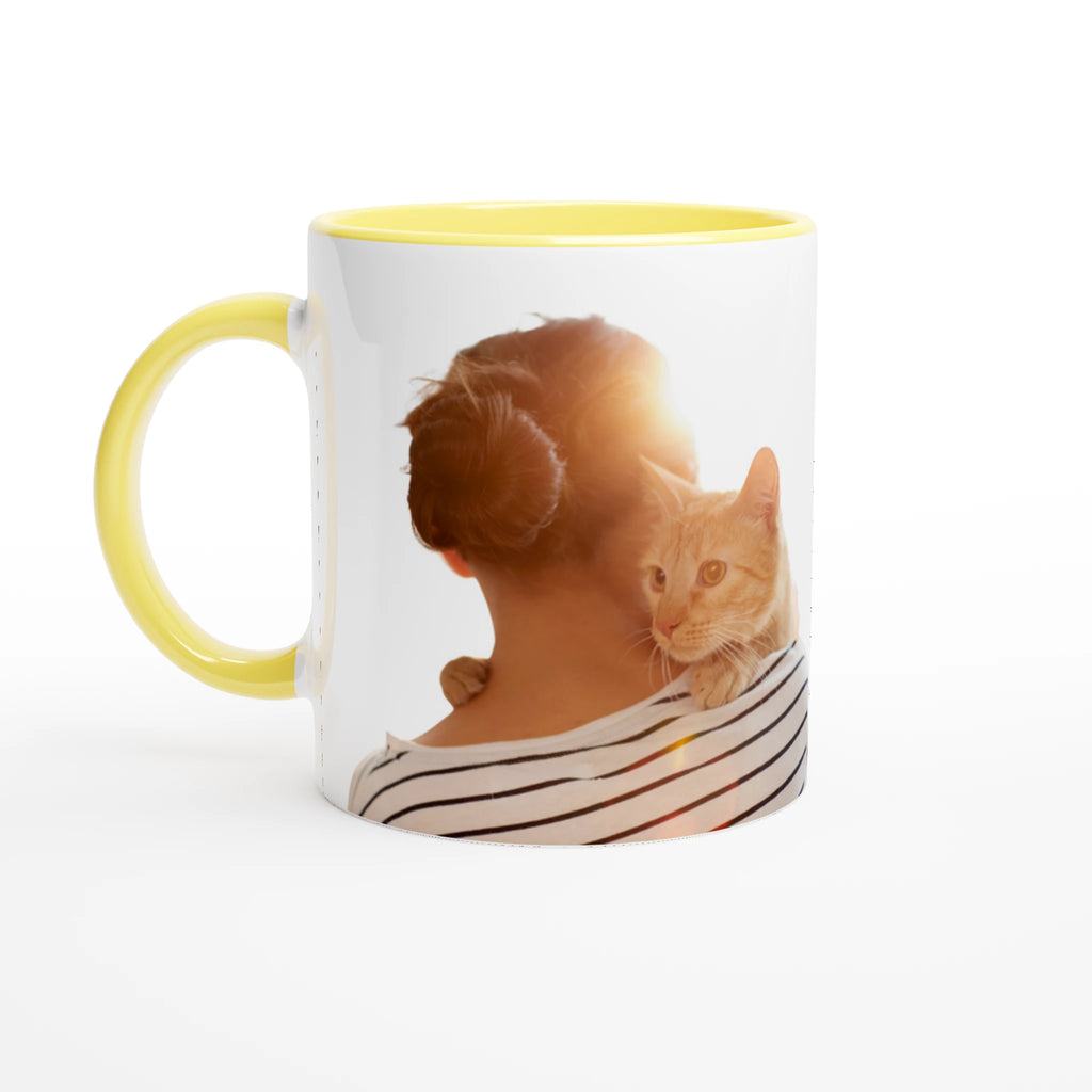 Taza amarilla personalizada abrazo